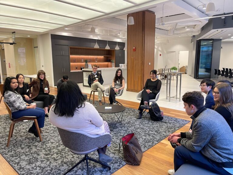 Apply for the Google Public Policy Fellowship in the United States in 2025.